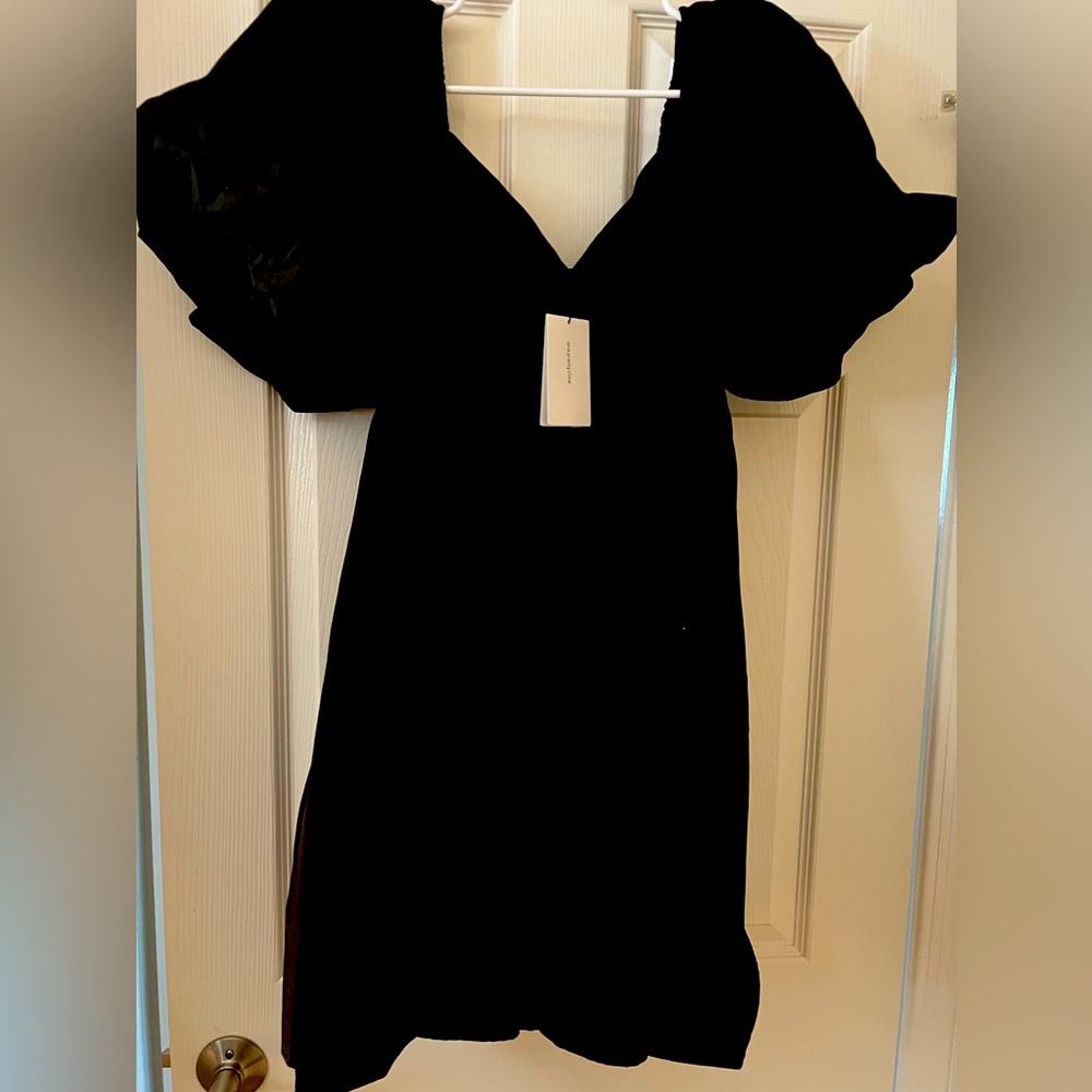 NWT - Perfect little black dress
